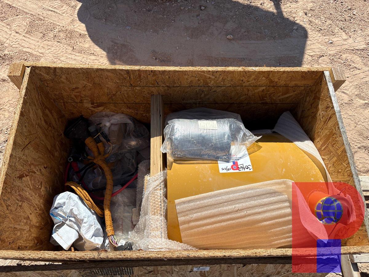 Used CRATE OF CAT ENGINE PARTS