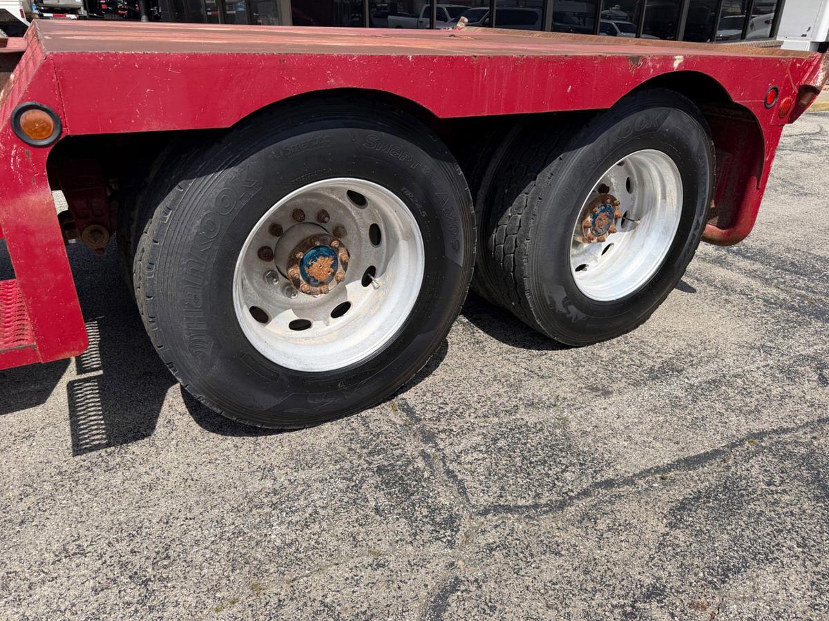 Used 1999 Peterbilt 379 T/A Slick Back Winch Truck