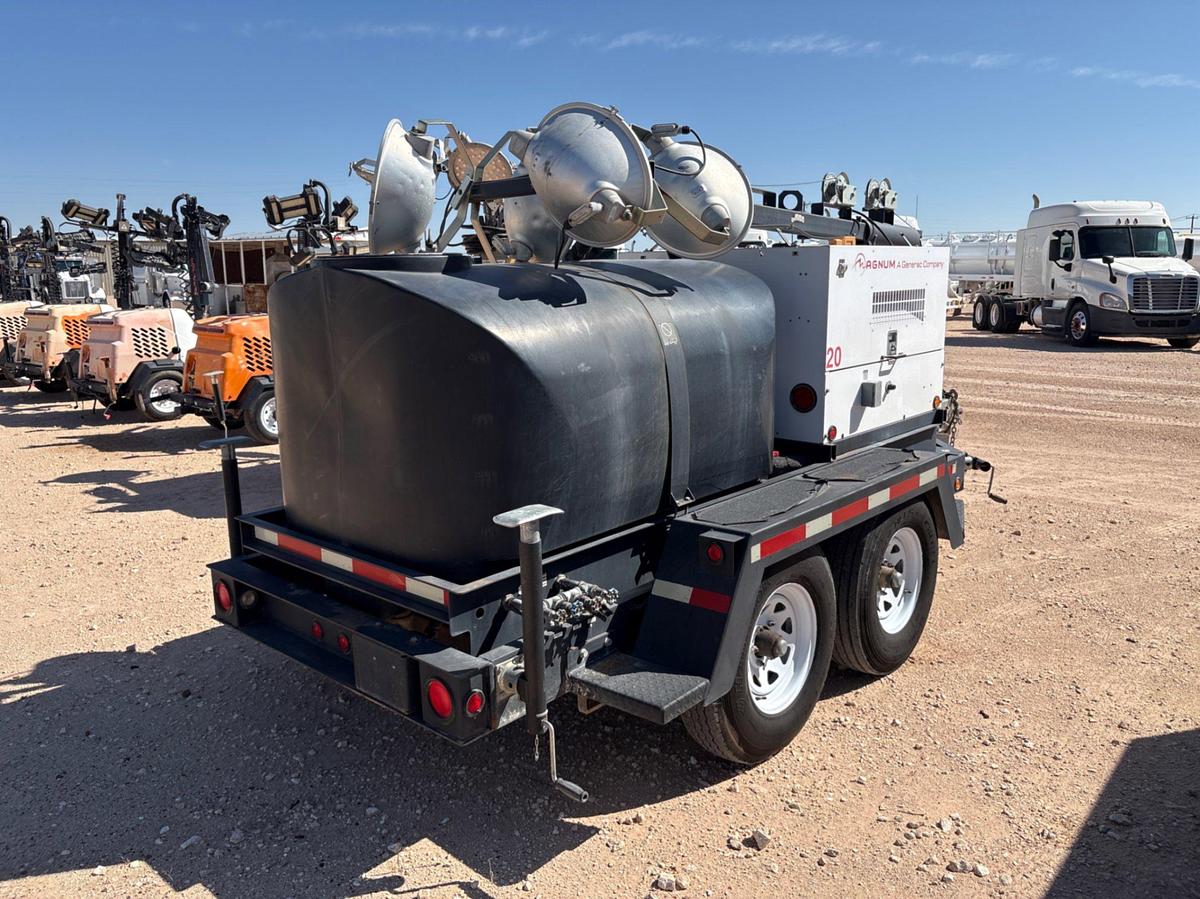Used 2015 MAGNUM TRAILERS MLT4200 20KW T/A LIGHT TOWER COMBO TRAILER