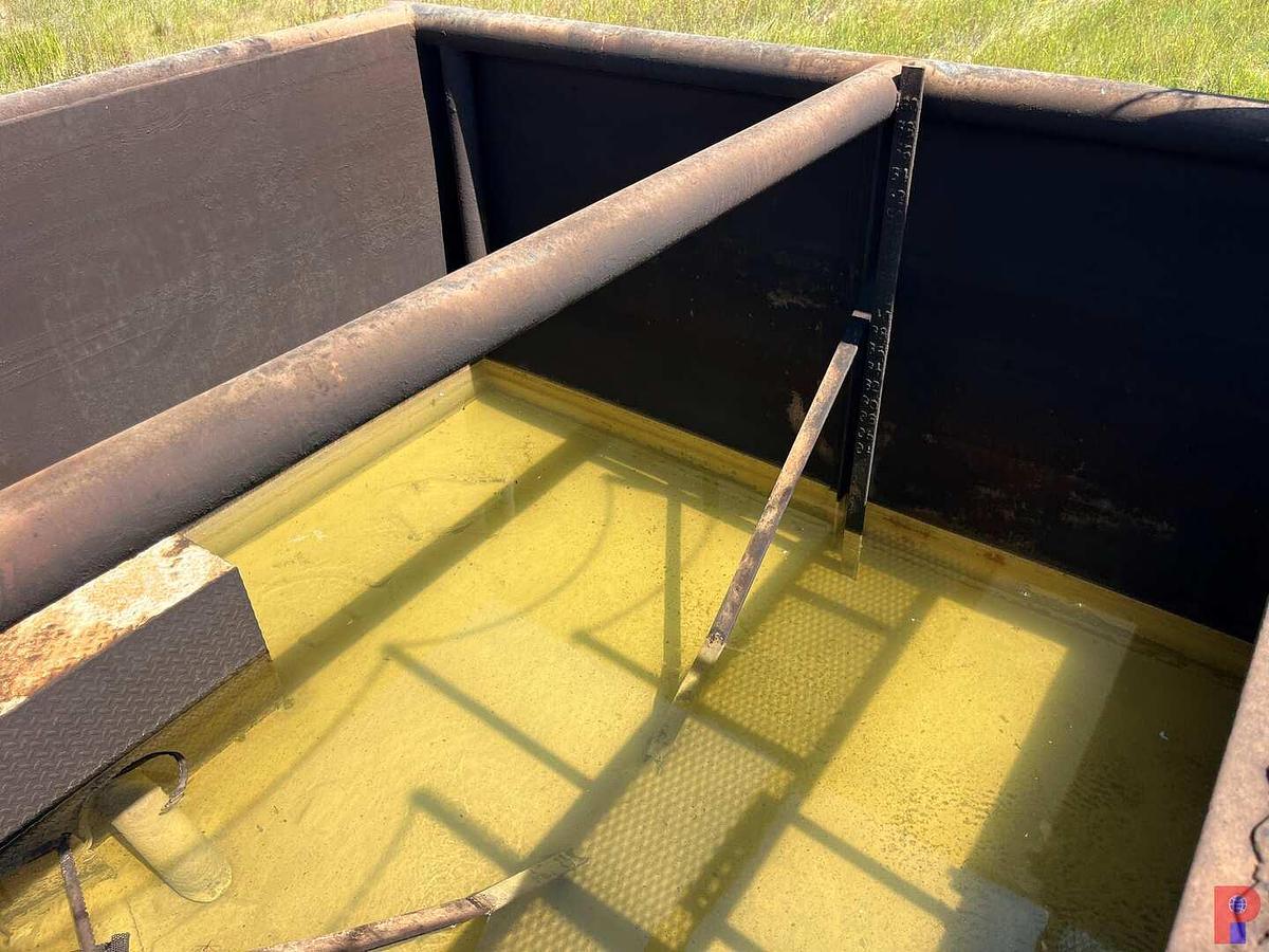 Used 30” X 8’ X 5’  MUD TANK W/ CATWALK