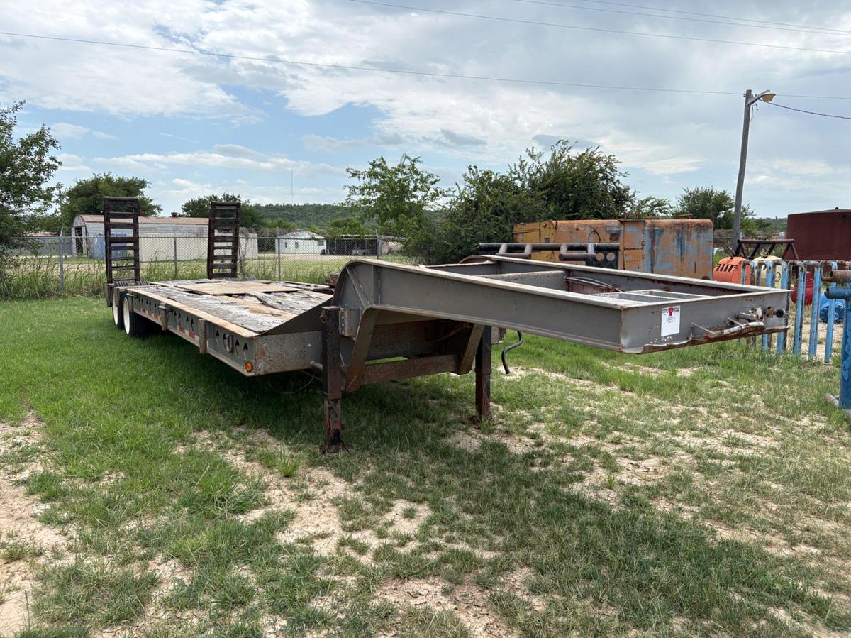 Used 1999 FONTAINE 40’ X 102” T/A LOWBOY EQUIPMENT TRAILER