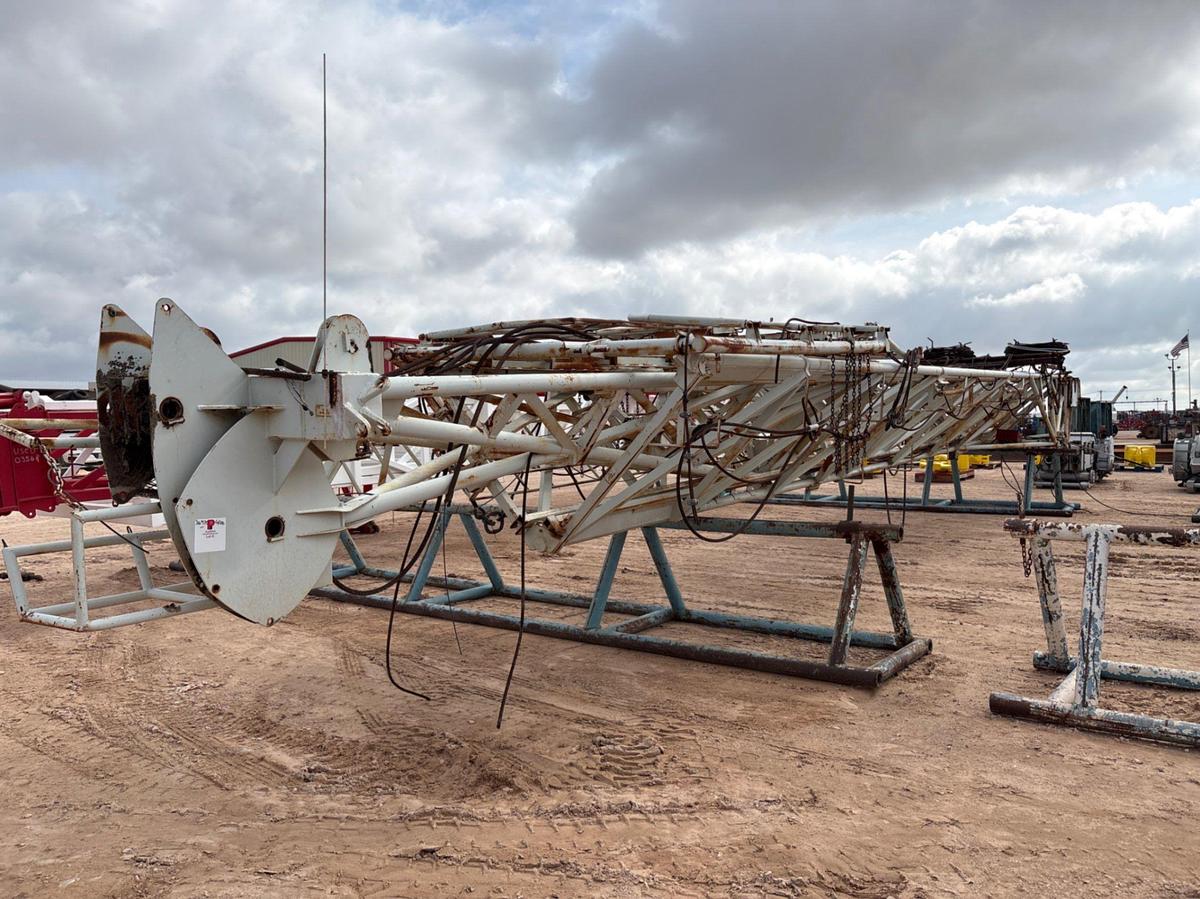 Used International 96’ X 152,000 mast
