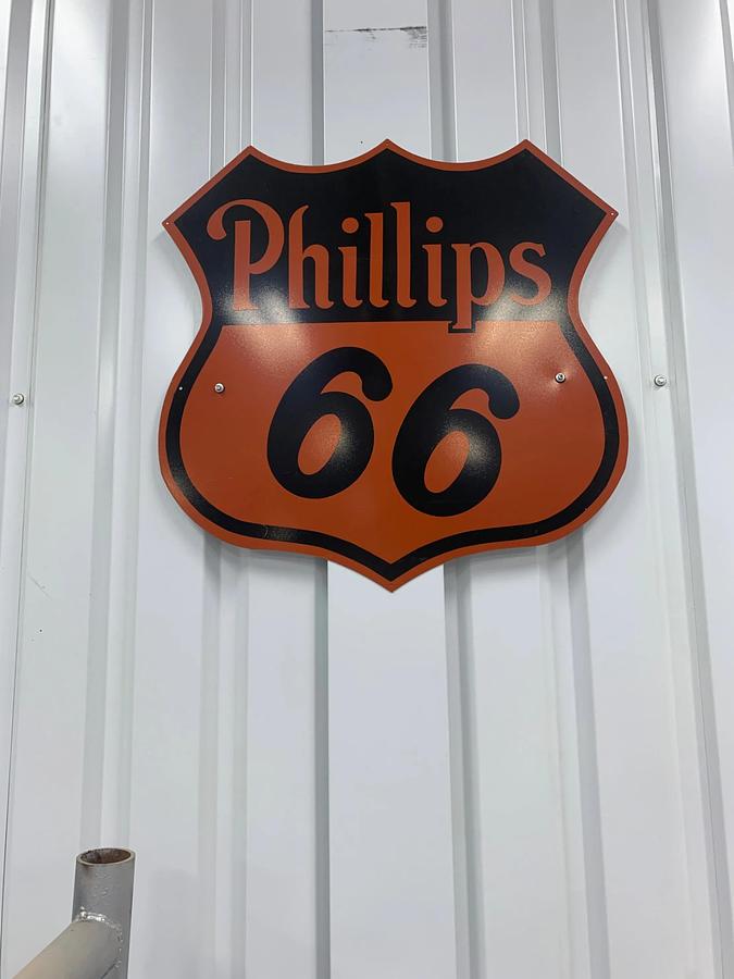 Used Sinclair Dino Gasoline Pump and 7 Signs