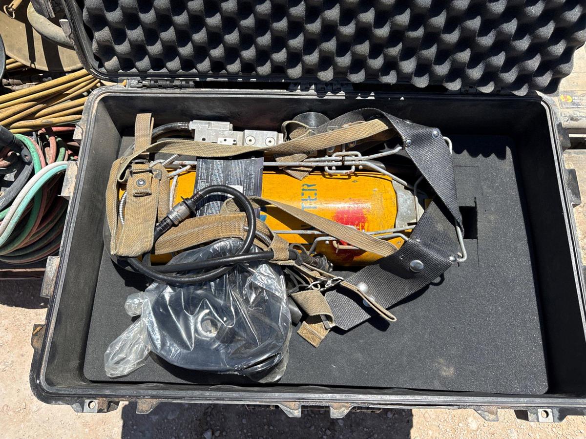 Used (5) SCBA TANKS & MASKS W/ PELICAN CASES
