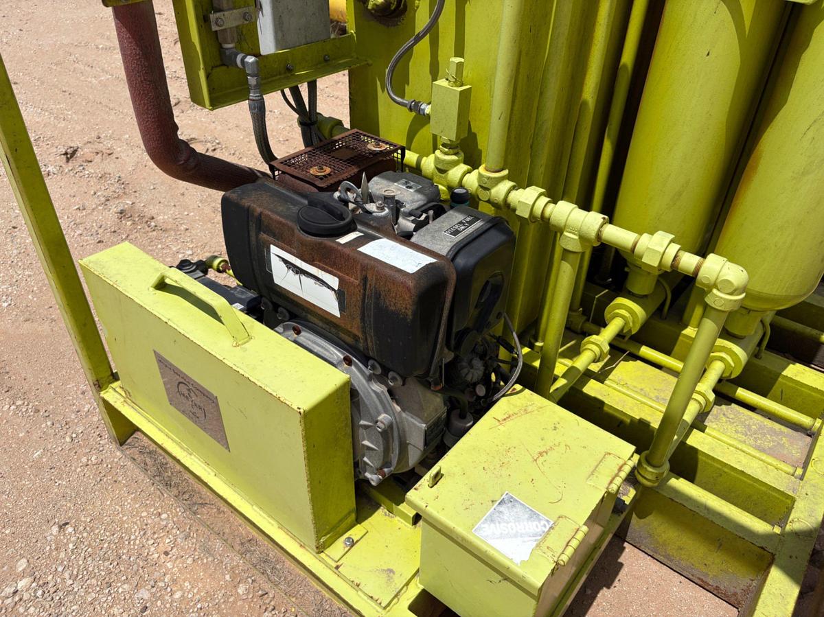 Used 4-station closing unit, skidded
