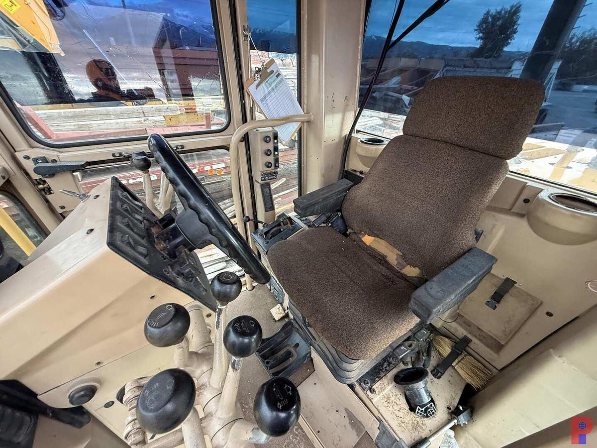 Used 1995 CATERPILLAR 160H MOTOR GRADER