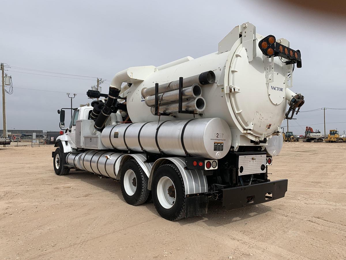 Used 2009 INTERNATIONAL WORKSTAR 7500 T/A DAYCAB VACTOR HYDROVAC TRUCK