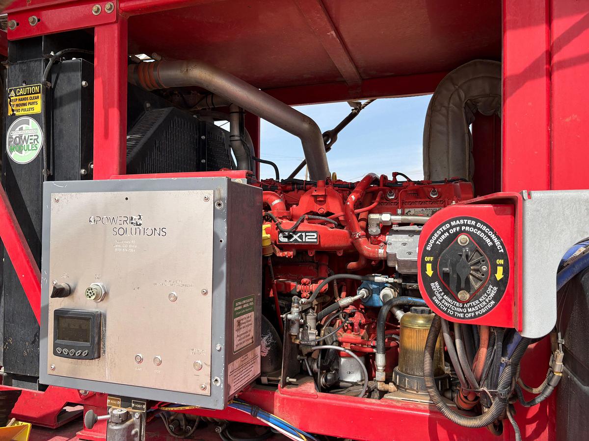 Used 2023 WATSON HOPPER GXHTA 550 SERIES 5-AXLE WELL SERVICE RIG (106'x300k MAST, FULLY TOOLED & CERTIFIED, FIELD READY)