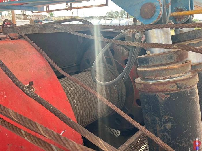 Used 2006 MODEL ES5500TXJ 5 AXLE WELL SERVICE WORKOVER RIG