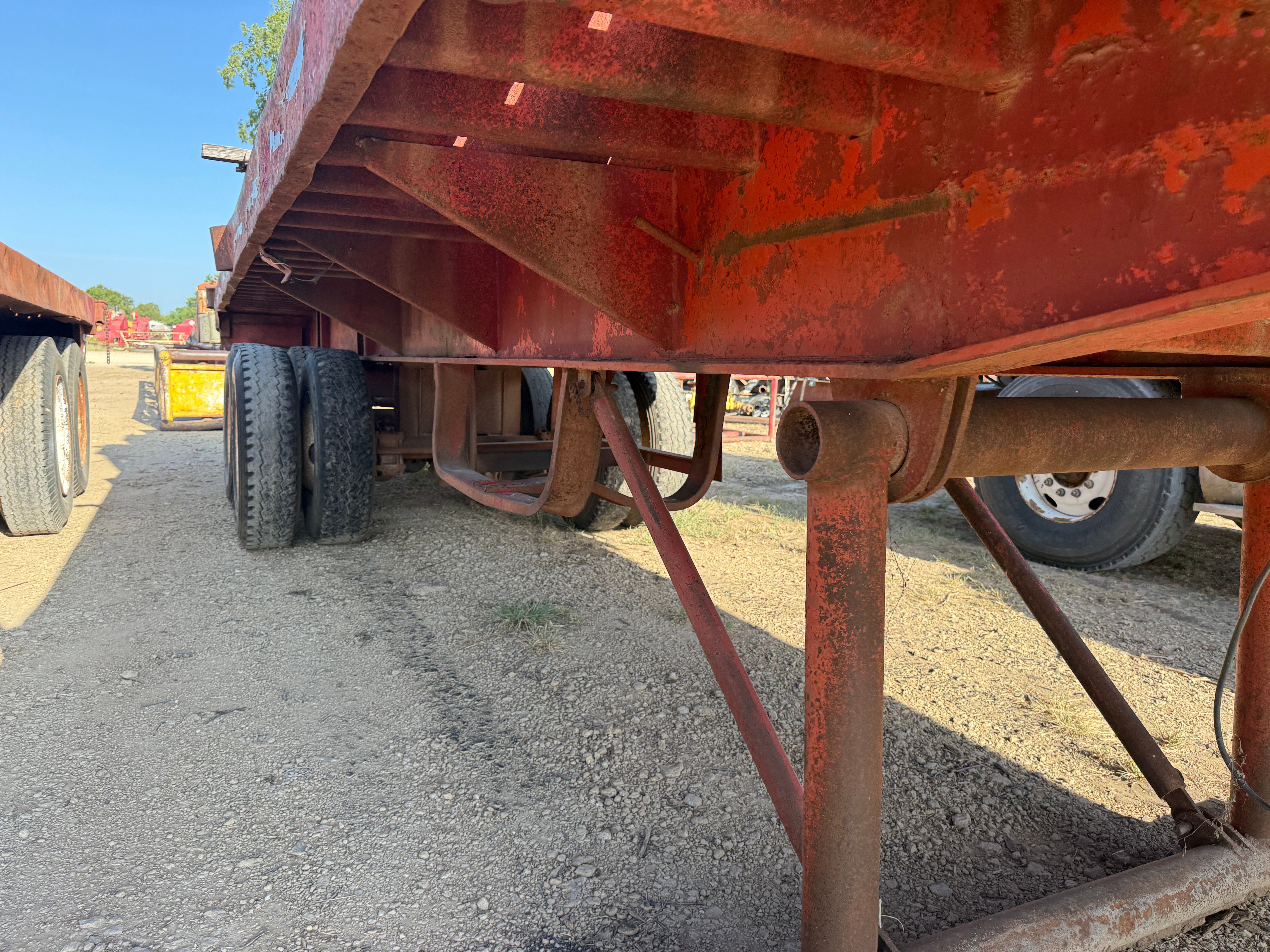 Used 1981 SHOPMADE 36’ X 96” TRI-AXLE OILFIELD FLOAT