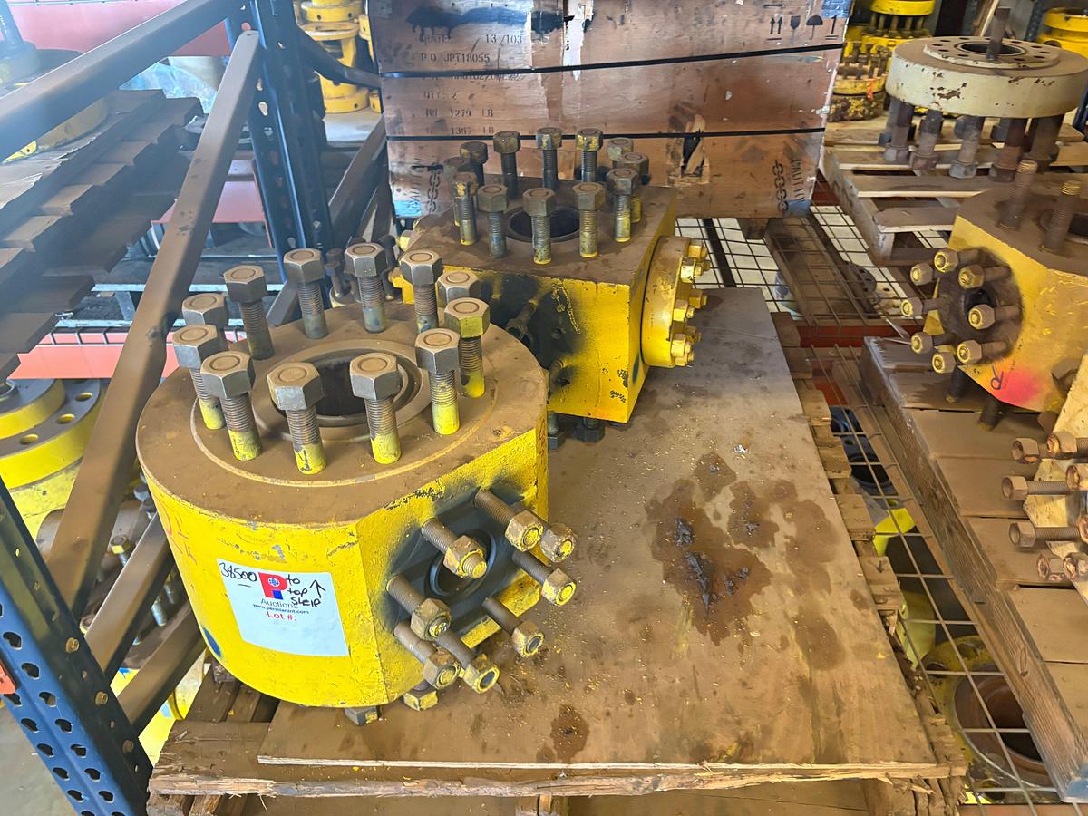 Used (6 pallets) w/ (16) assorted 4-way fluid crosses (2-1/16” to 5-1/18”), (5) weco flanges, & crate of frac valve bonnet parts