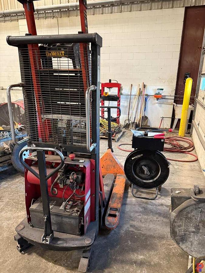 Used LOT W/ DAYTON 5RRY5 2,200 LB CAP. ELEC. PALLET JACK, (2) 6’-7’ LADDERS, MANUAL PALLET JACK, BANDING CART W/ TOOLS & CLAMPS