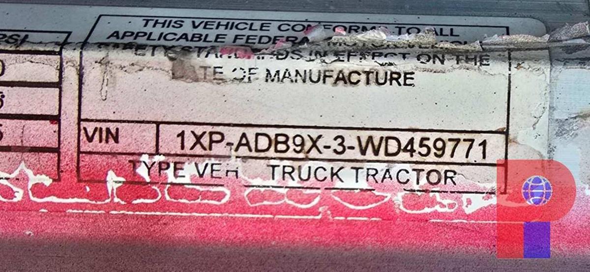 Used 1998 Peterbilt T/A Winch Truck