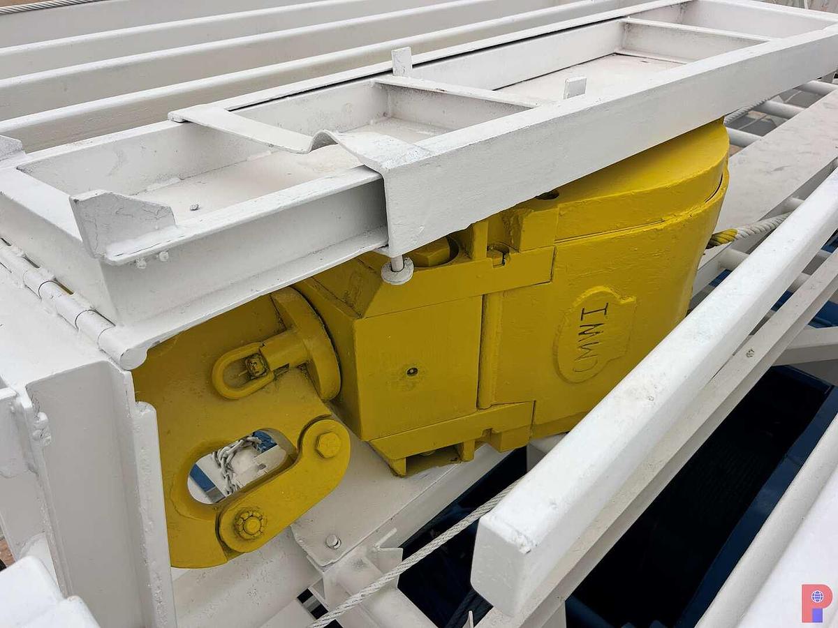 Used SJ PETROLEUM DD 104’-225K 5-AXLE WELL SERVICE WORKOVER RIG