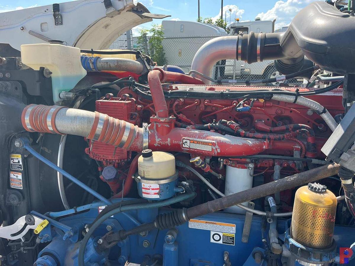 Used 2012 PETERBILT 367 T/A 36” SLEEPER TRUCK