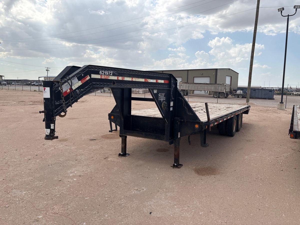 Used 2007 PJ TRAILERS 24’ X 102” T/A GOOSENECK TRAILER
