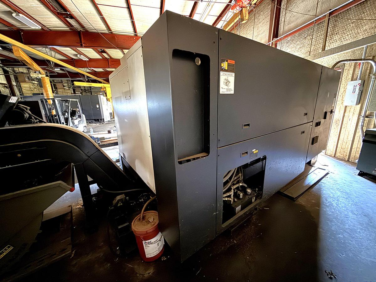 Used 2011 DOOSAN PUMA 480 CNC LATHE