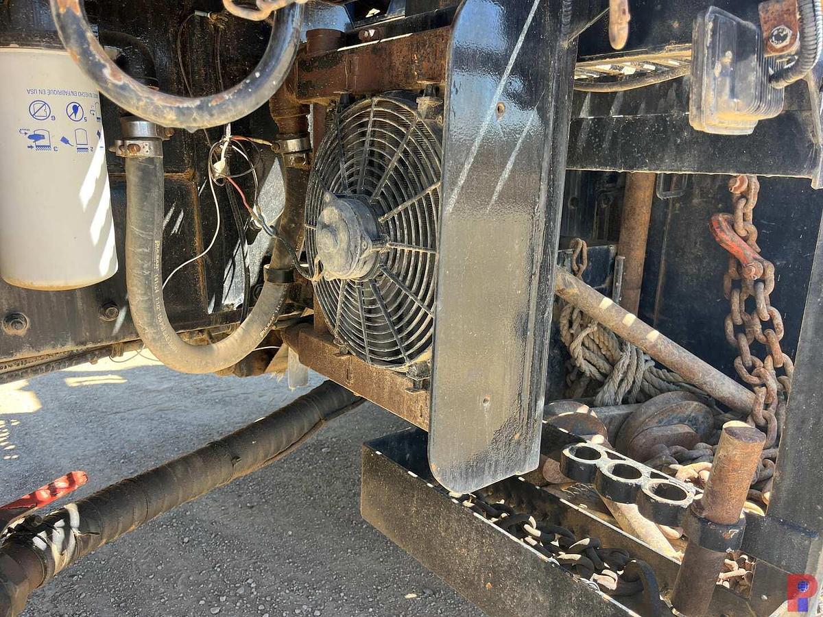 Used 2001 KENWORTH C500 TANDEM STEER HYD. WINCH TRUCK