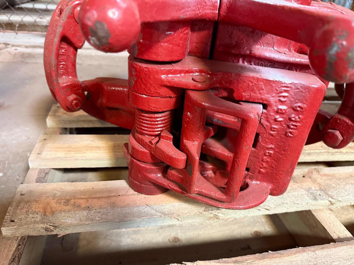Used KEYSTONE YT 75-TON SLIP TYPE ELEVATOR