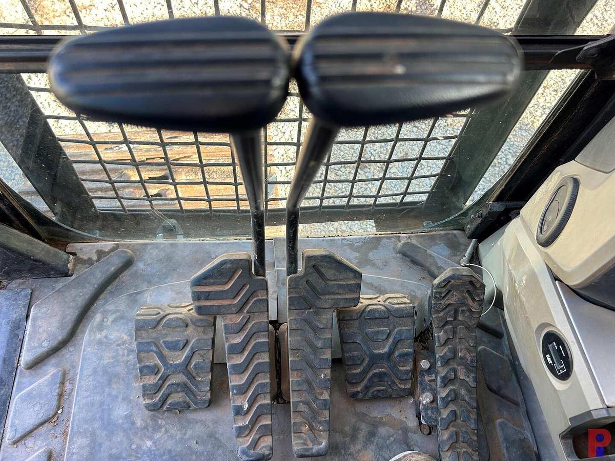 Used 2012 CATERPILLAR 320E CRAWLER EXCAVATOR