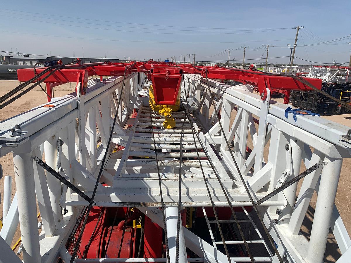 Used 2012 EAGLE 5-AXLE WELL SERVICE RIG 104'x300k MAST (2022 Cat IV, FULLY TOOLED WITH CERTIFICATION PAPERWORK, FEILD READY)