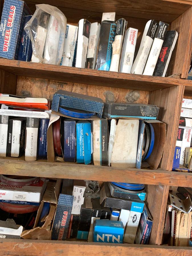Used Wall of Miscellaneous Truck Parts