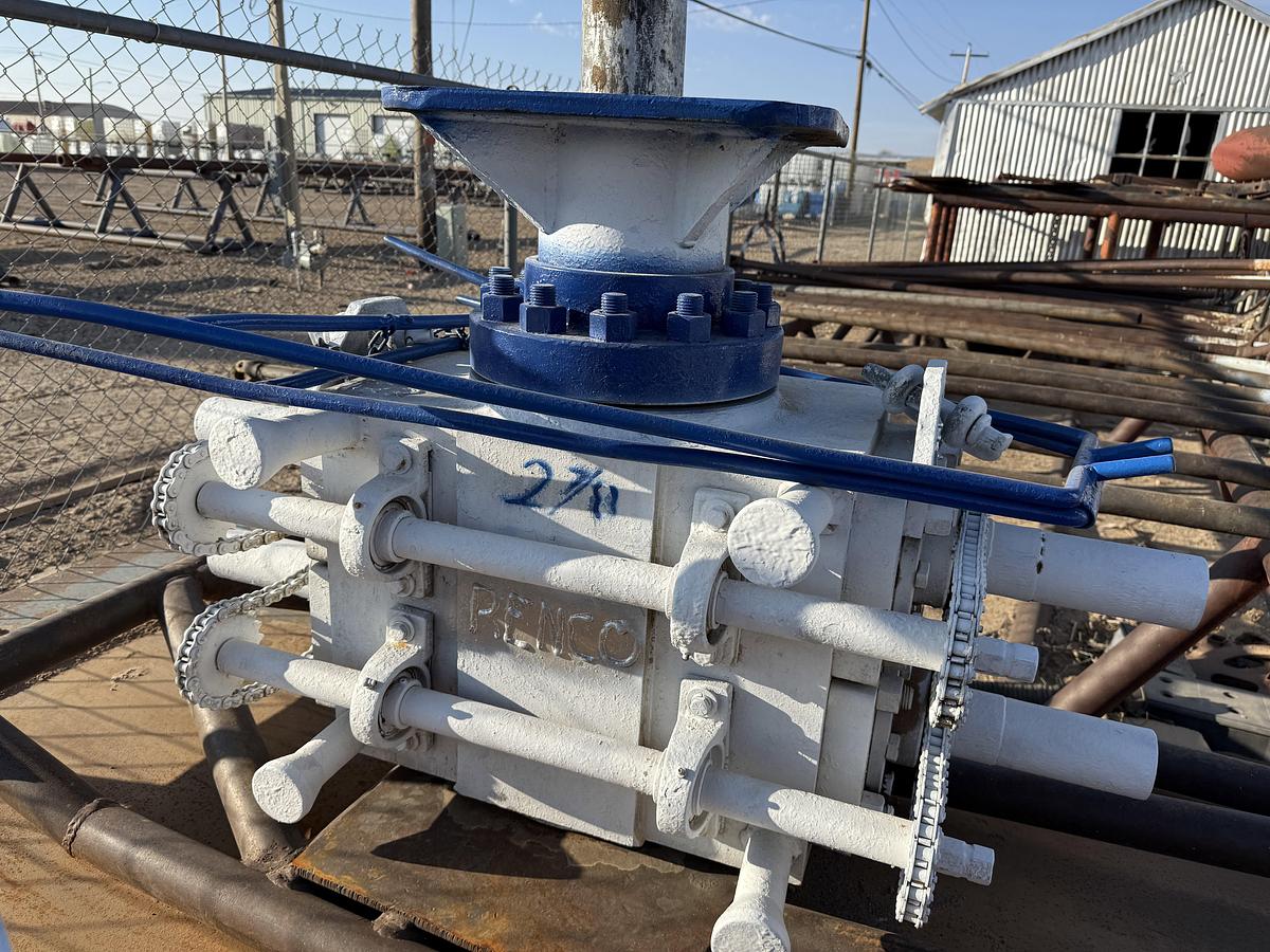 Used 7-1/16 TOWNSEND 3M 2-7/8 DBL MANUAL BLOWOUT PREVENTER, CHARTED