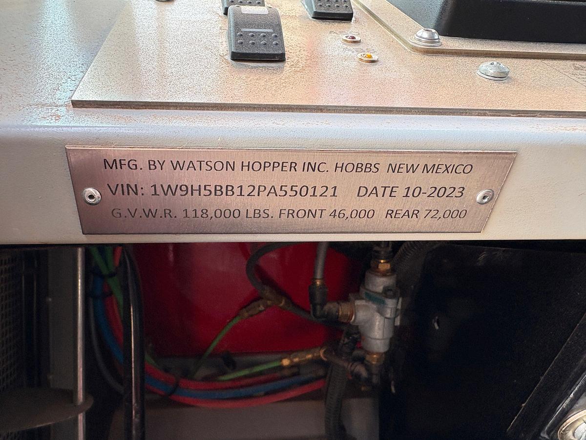 Used 2023 WATSON HOPPER GXHTA 550 SERIES 5-AXLE WELL SERVICE RIG (106'x300k MAST, FULLY TOOLED & CERTIFIED, FIELD READY)