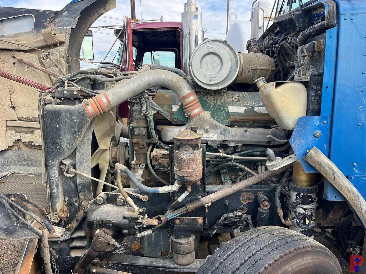 Used 1997 KENWORTH T800 T/A 80 BBL VACUUM TRUCK