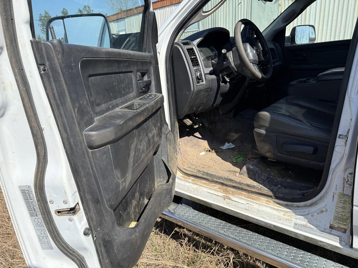 Used 2018 RAM 3500 HD CREW CAB 4WD SERVICE TRUCK