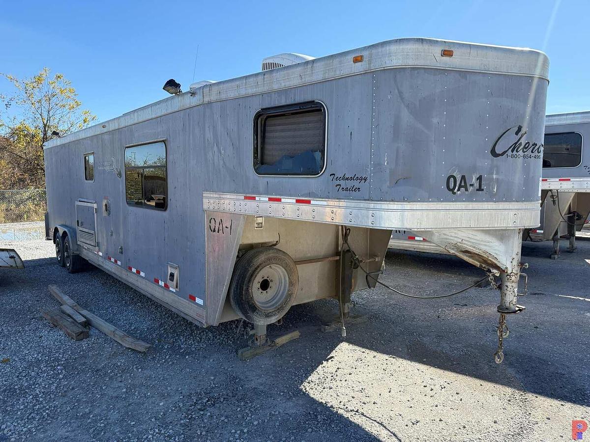 Used 2014 WELCHEL ENTERPRISES 35’ T/A GENERATOR POWERED OFFICE / CARGO TRAILER
