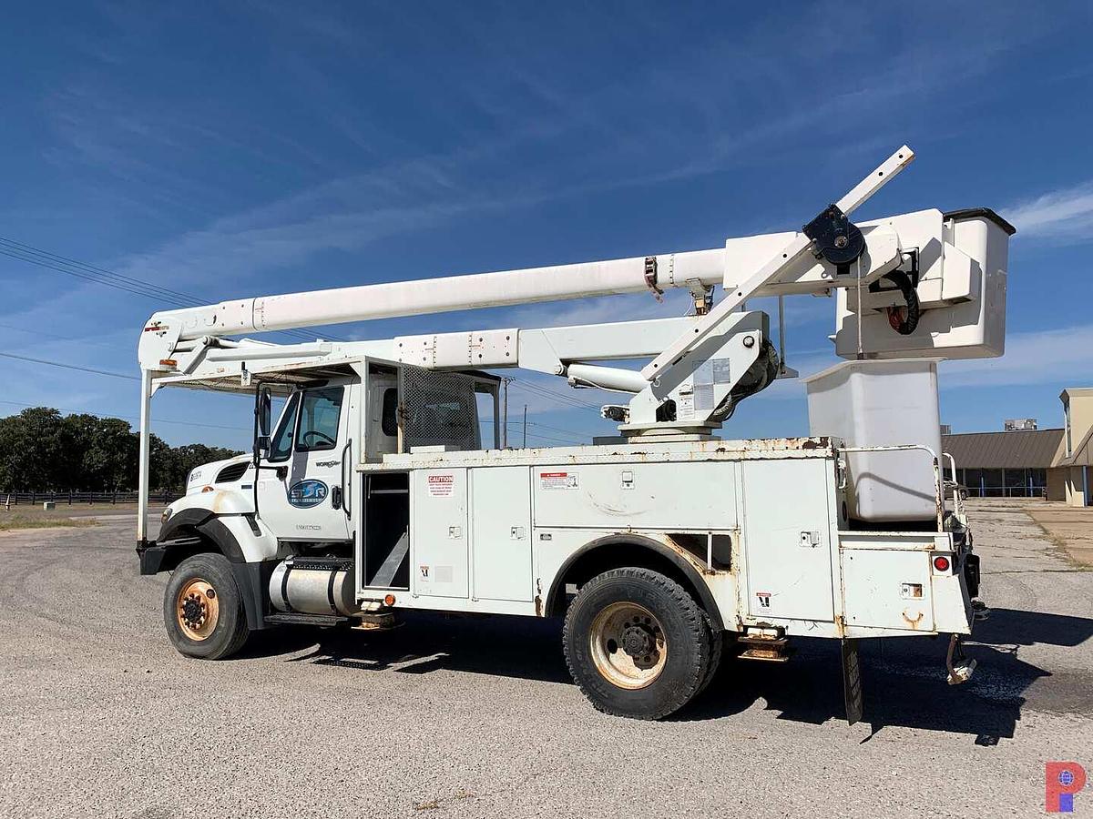Used 2013 INTERNATIONAL  WORKSTAR 7300 4WD HI-RANGER 55' S/A BUCKET TRUCK