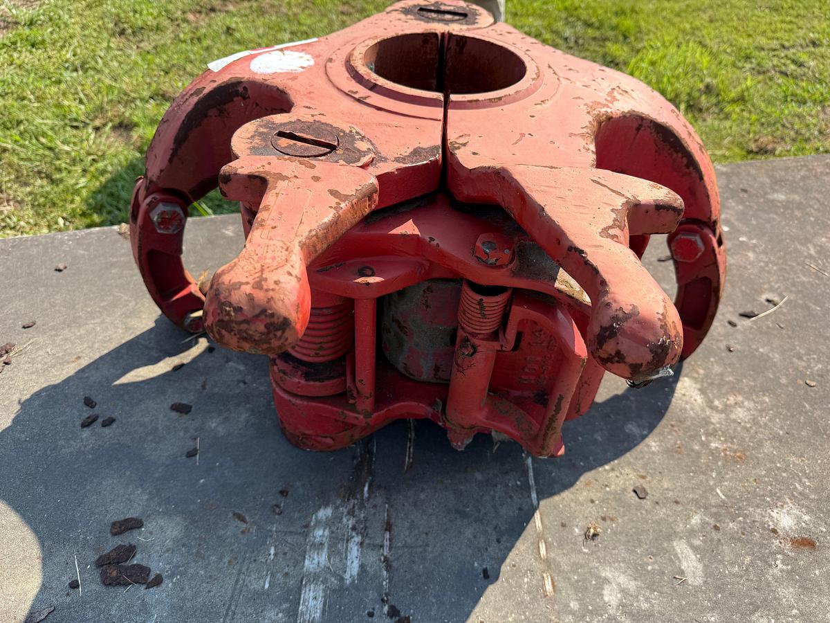 Used BJ GG 4-1/2” 350-TON ELEVATOR