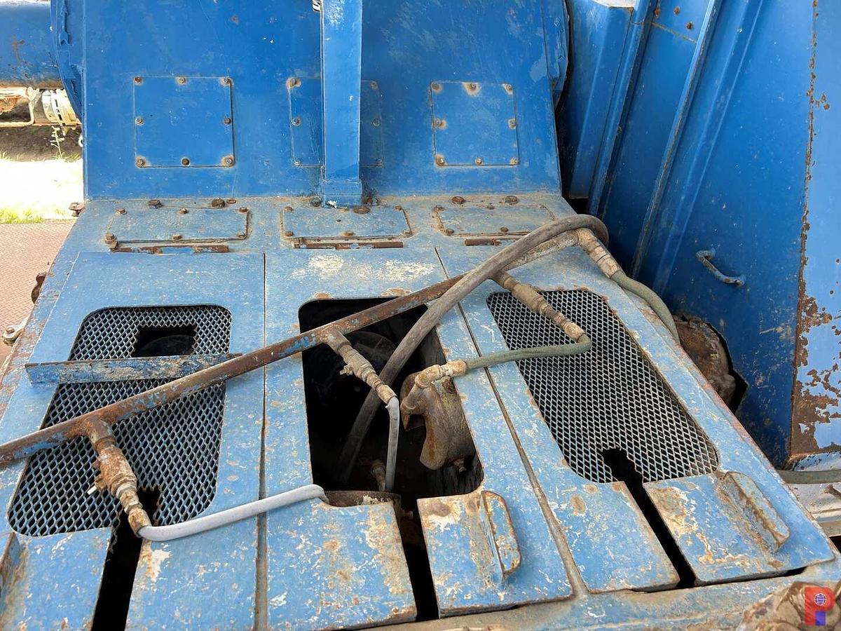 Used NATIONAL 10-P-130 TRIPLEX MUD PUMP P/B CATERPILLAR D399 ENGINE