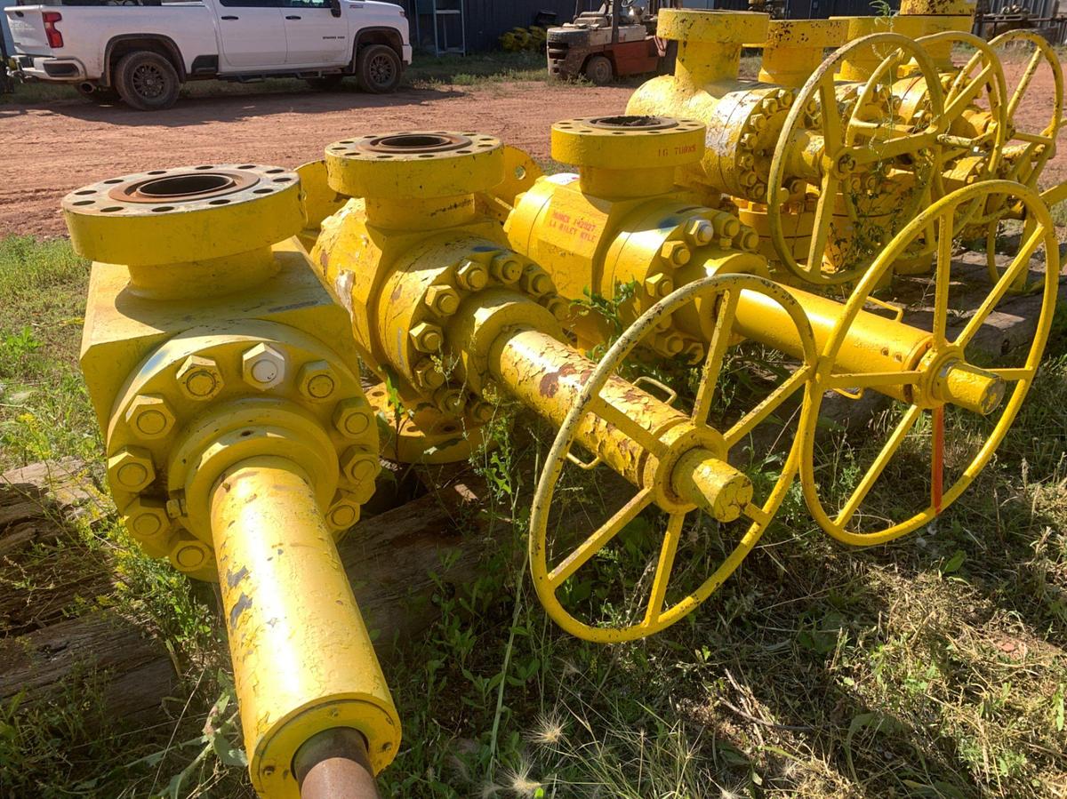 Used (7) 7-1/16 10k Manual Gate Valves