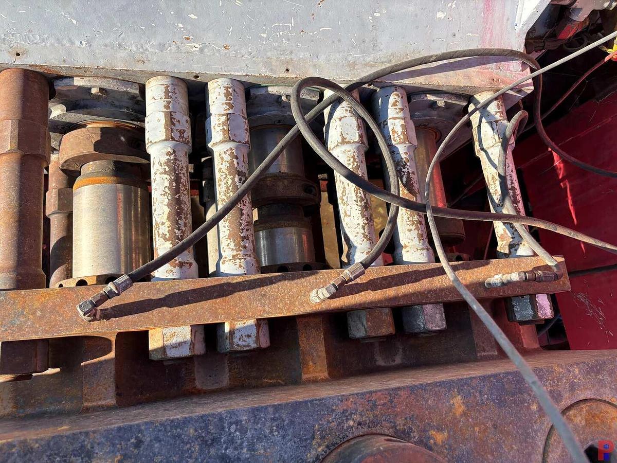 Used 2011 BLACKSTONE TRAILER MFG 3-AXLE FRAC PUMP TRAILER