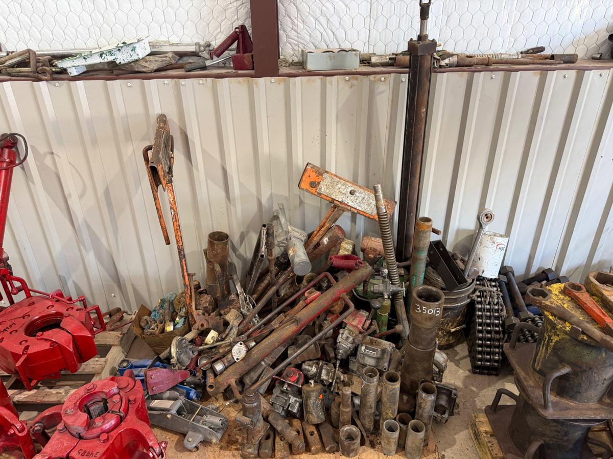 Used Lot of misc. well service rig parts