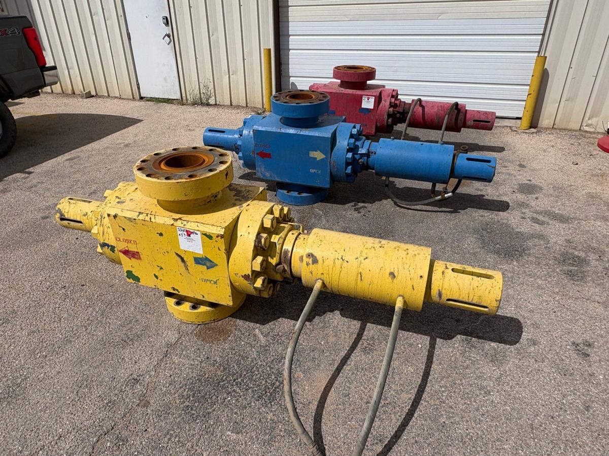 Used (3X$) (3) 7-1/16” 10K hydraulic frac valves