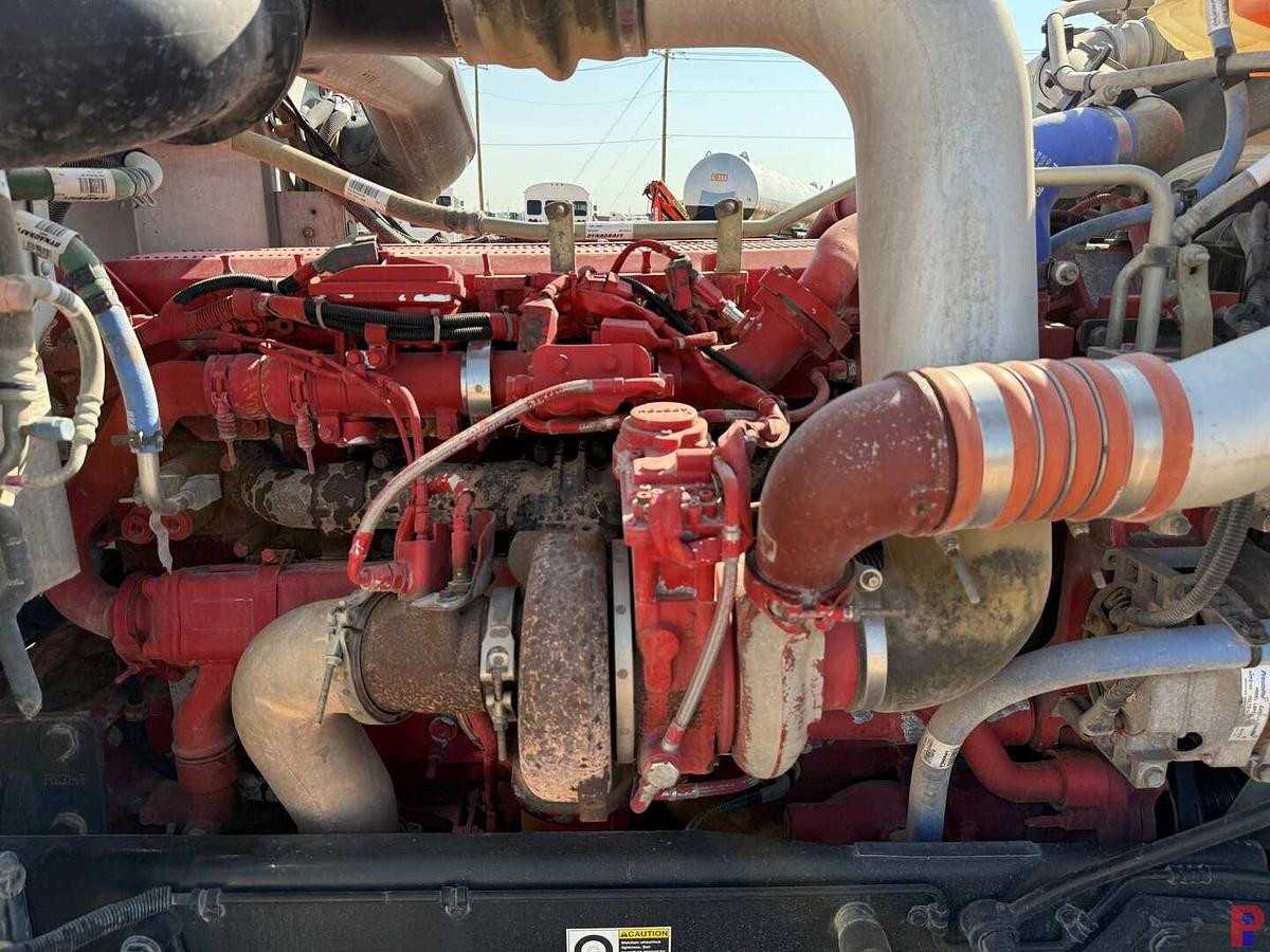 Used 2013 PETERBILT 388 T/A SLEEPER HAUL TRUCK