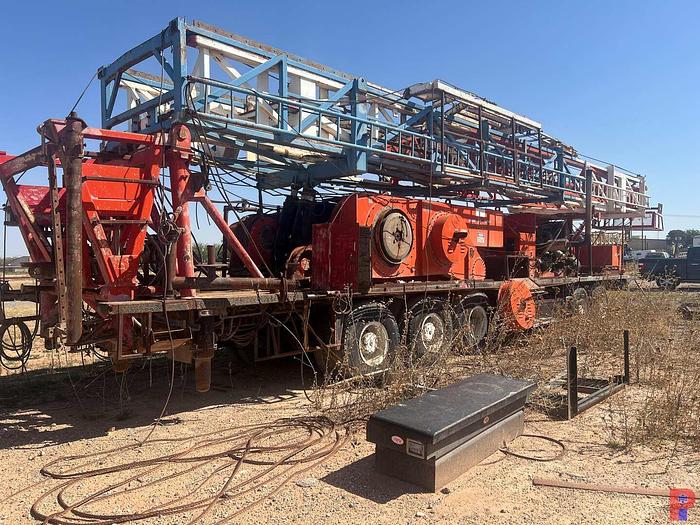 Used 2006 MODEL ES5500TXJ 5 AXLE WELL SERVICE WORKOVER RIG