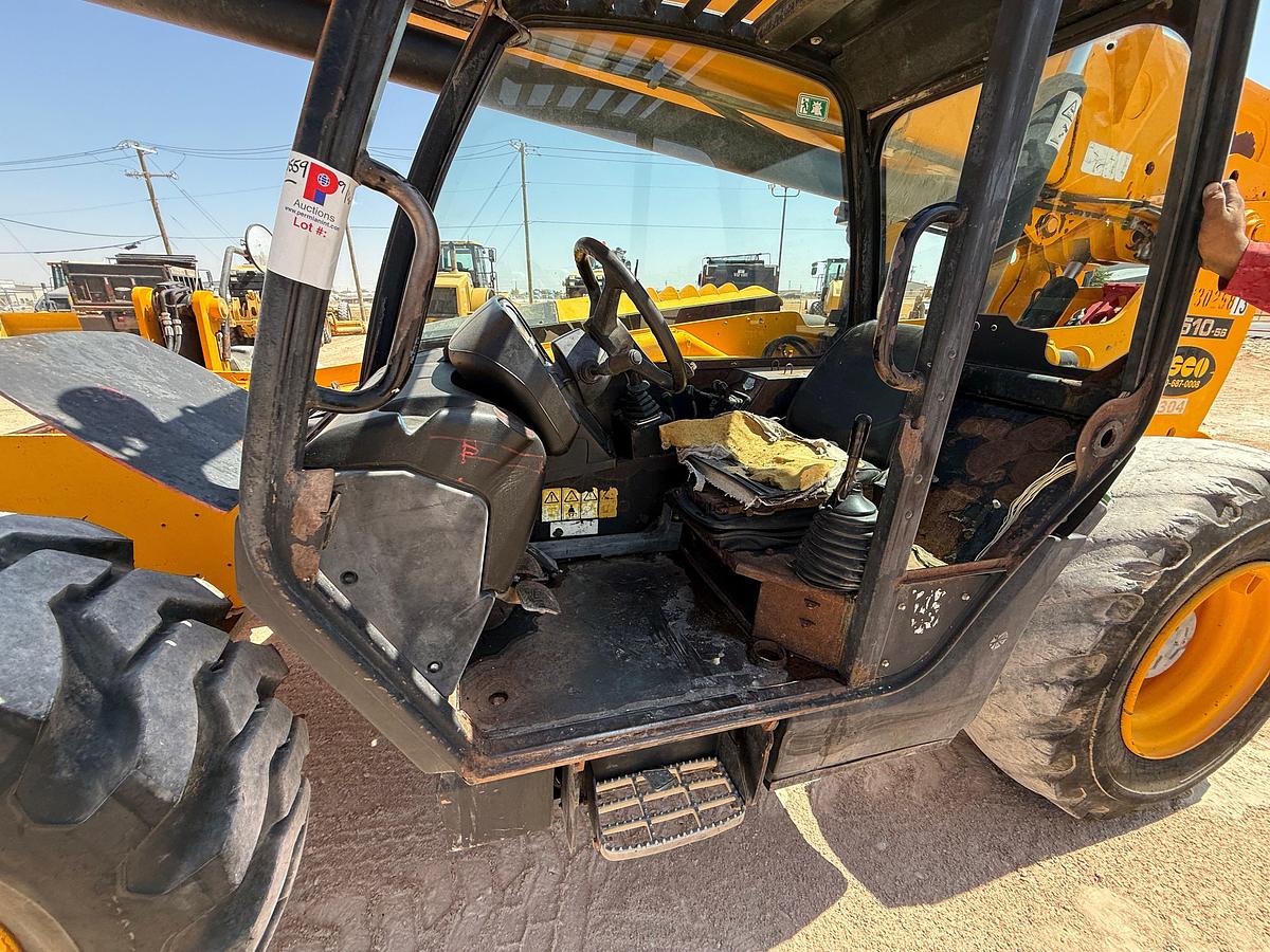 Used 2011 JCB 510-56 10,000lb telehandler forklift