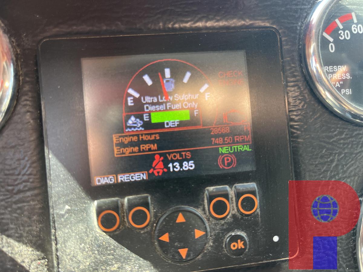 Used 2016 AUTOCAR XPEDITOR T/A 29YD CABOVER TRASH TRUCK