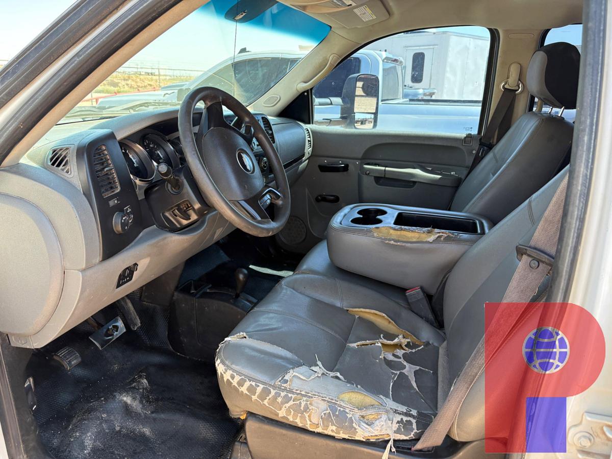 Used 2012 CHEVROLET  3500 HD SILVERADO LT CREW CAB 4X4