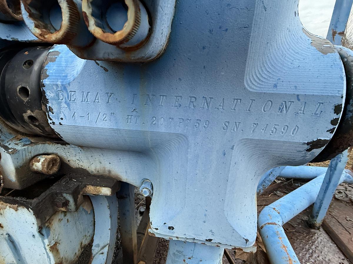 Used AXON DEMAY HD-500 TRIPLEX WELL SERVICE PUMP SKIDDED (INCOMPLETE)