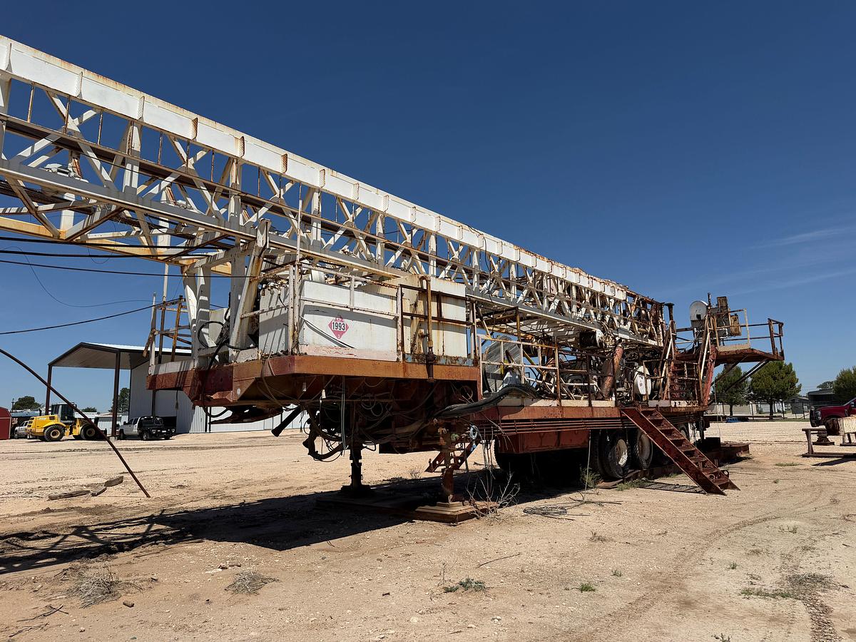 Used Walker Neer Apache 500 HP Trailer Mtd. Drilling Rig