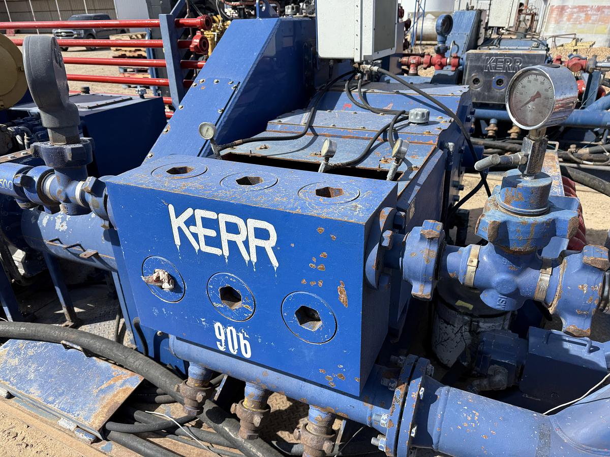 Used 2018 KERR T60 10K WP TRIPLEX WELL SERVICE PUMP P/B CATERPILLAR C18 630-HP, SKIDDED