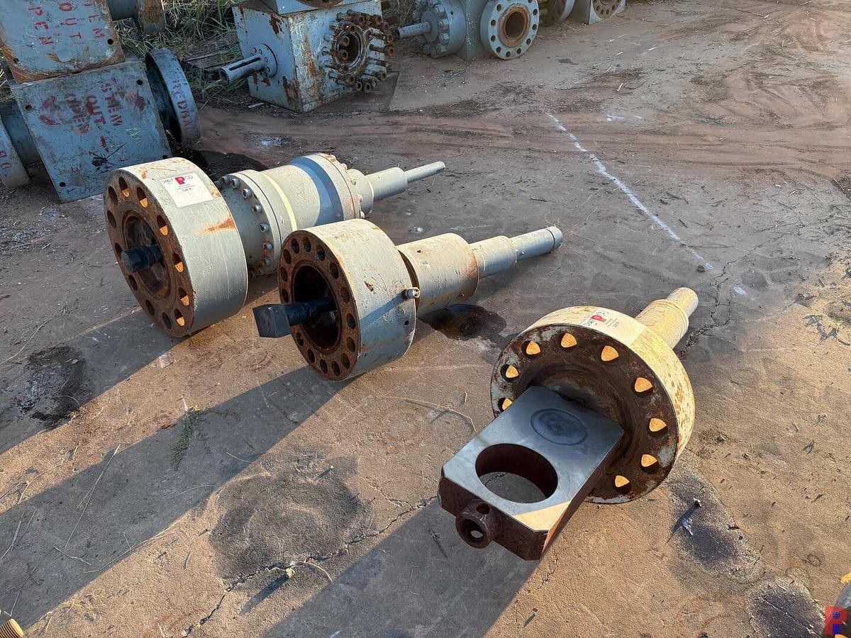 Used (3X$) (3) 15K MANUAL FRAC VALVE STEMS