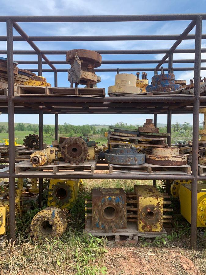 Used (6) Shelves of DSA’s, Flanges and Weco Flanges