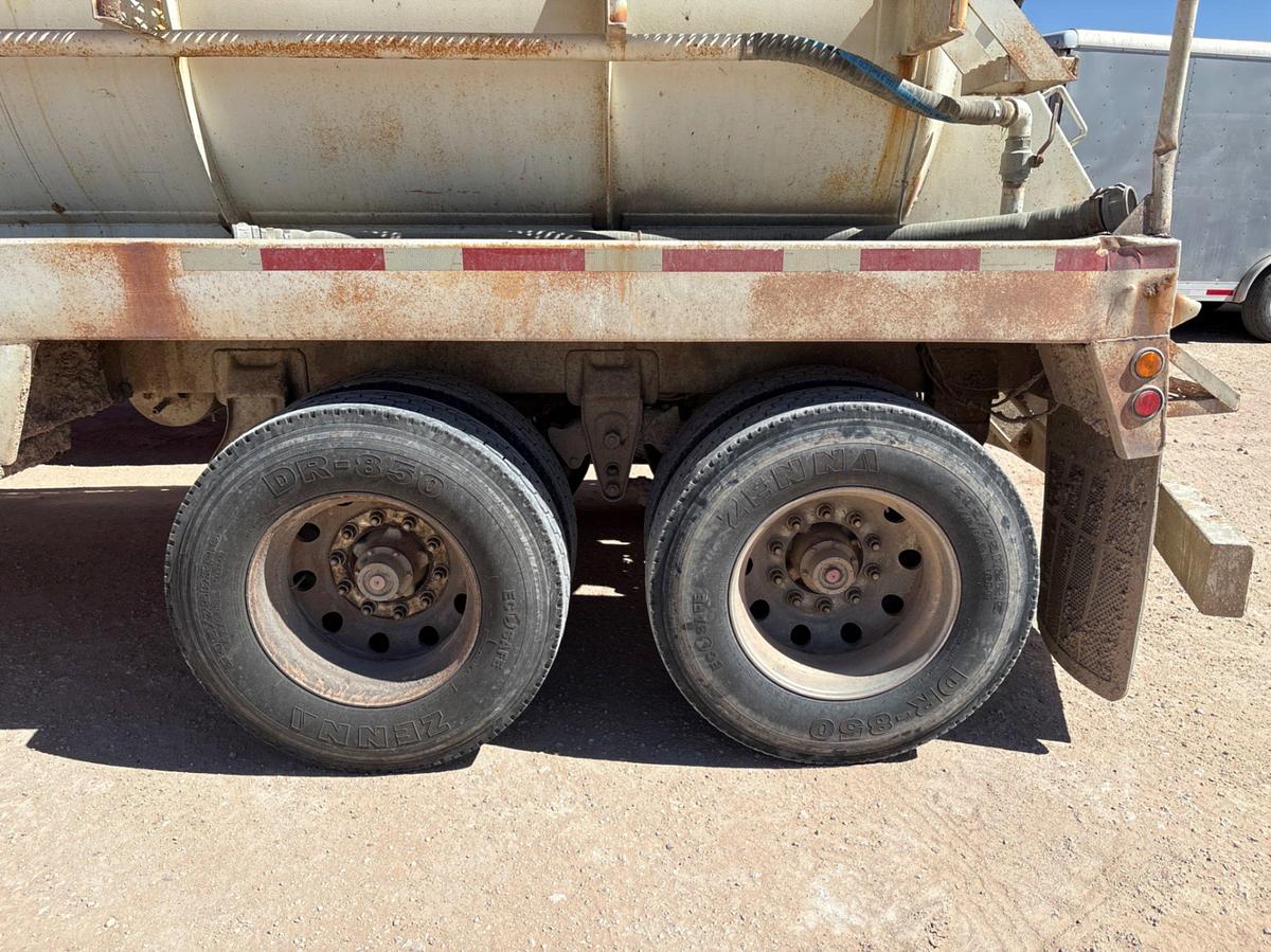 Used 2012 JACK 130 BBL T/A VACUUM TRAILER