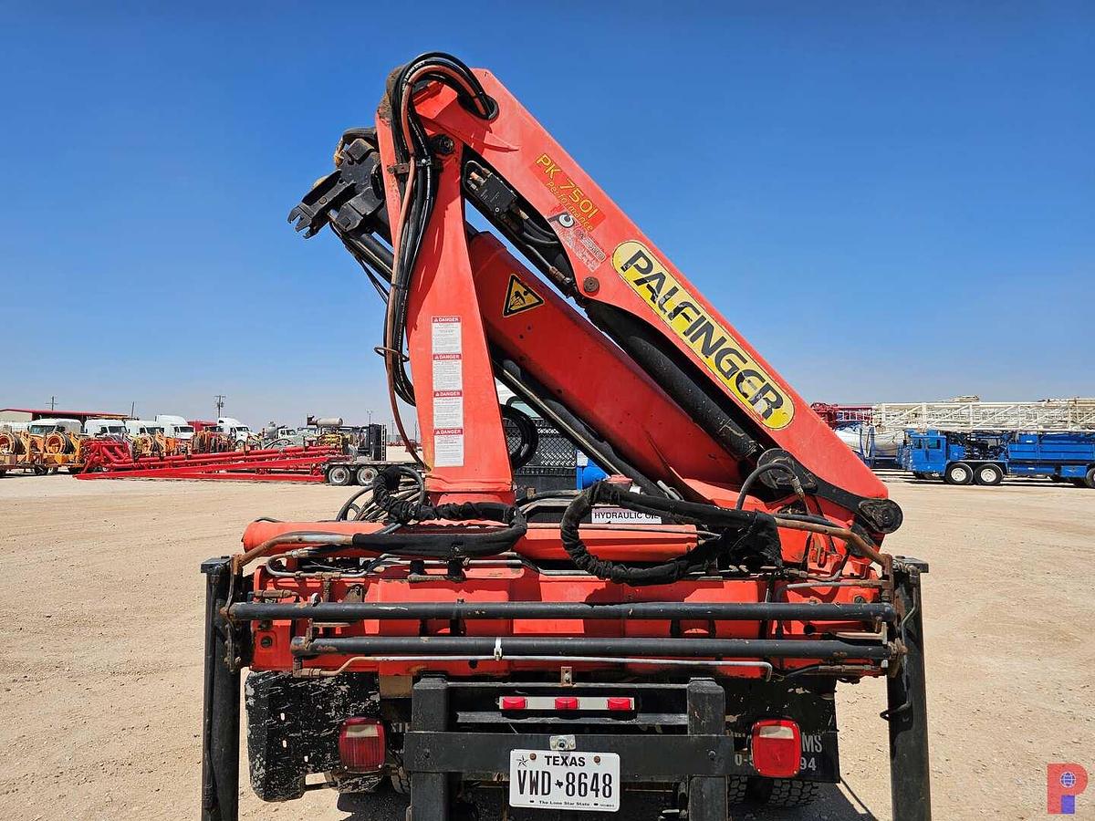 Used 2003 INTERNATIONAL DURASTAR 4300 S/A DAYCAB KNUCKLE BOOM CRANE TRUCK
